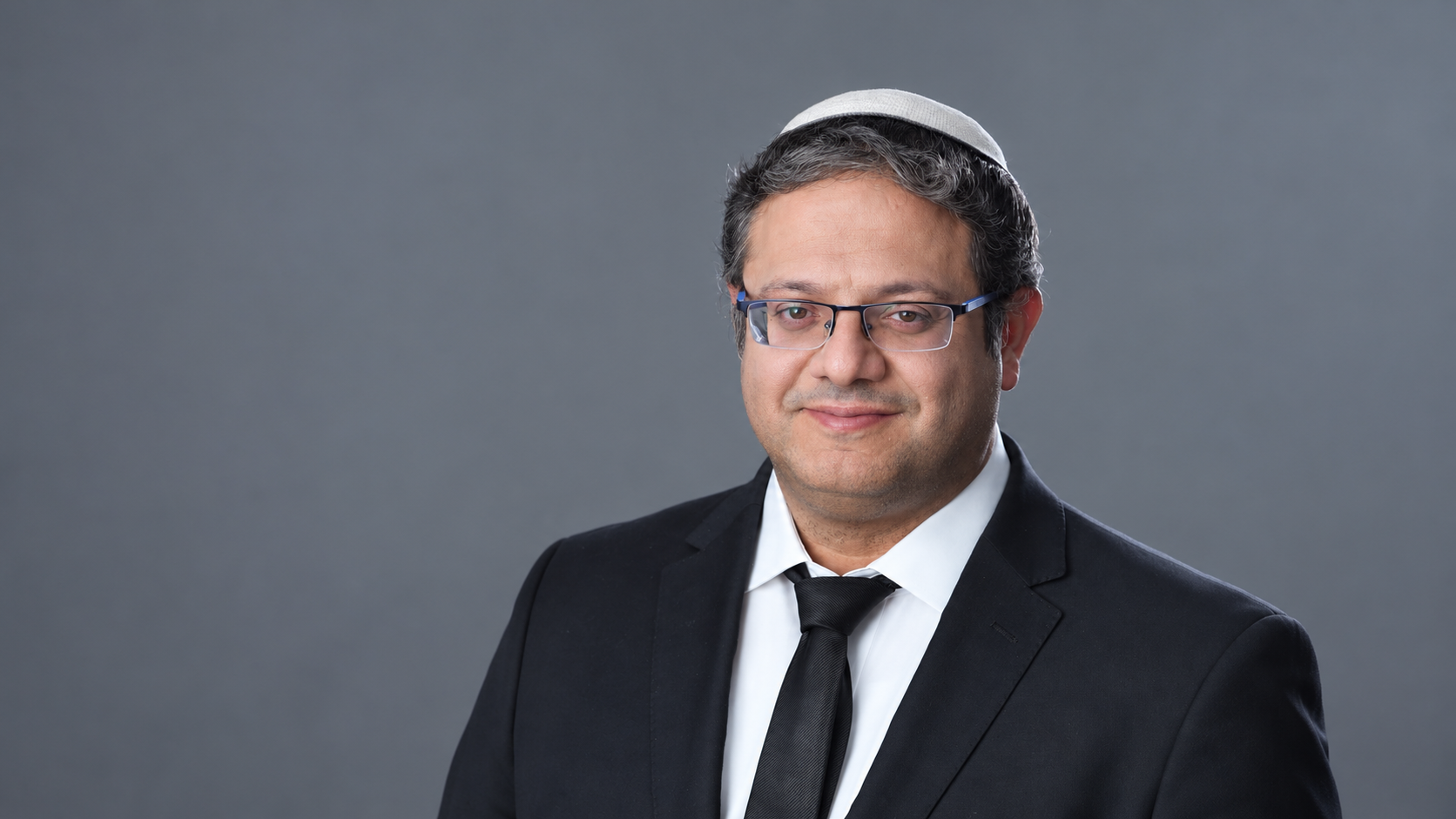 Israels Sicherheitsminister Itamar Ben-Gvir fordert die Auswanderung palästinensischer Bewohner aus dem Gazastreifen. Als mögliche Aufnahmeländer nannte er Frankreich und Großbritannien. Ein verbindlicher Umsiedlungsbeschluss liegt bislang nicht vor.